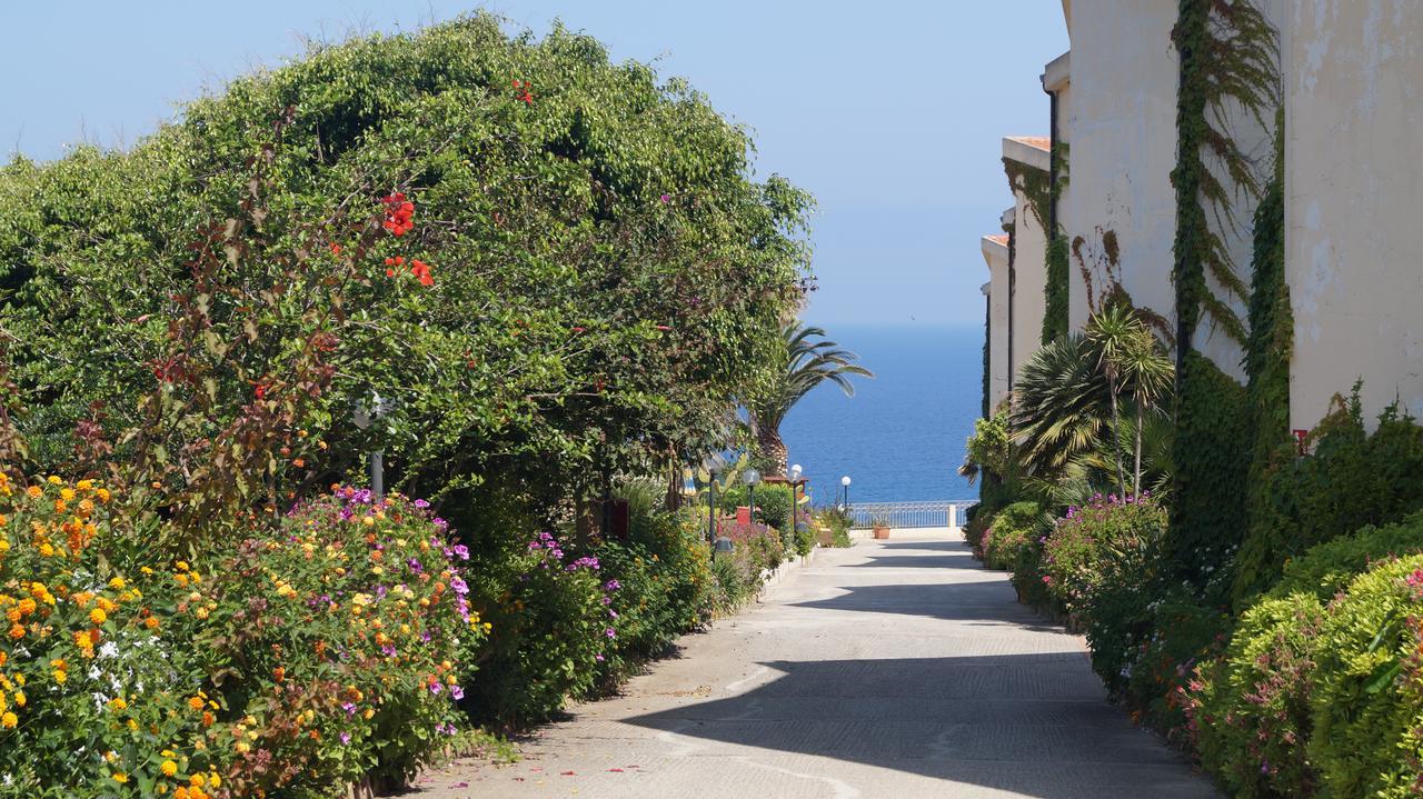 Il Poggio Di Tropea Hotell Parghelia Eksteriør bilde