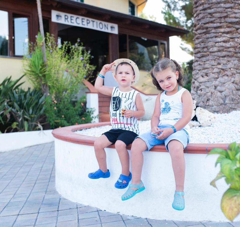 Il Poggio Di Tropea Hotell Parghelia Eksteriør bilde