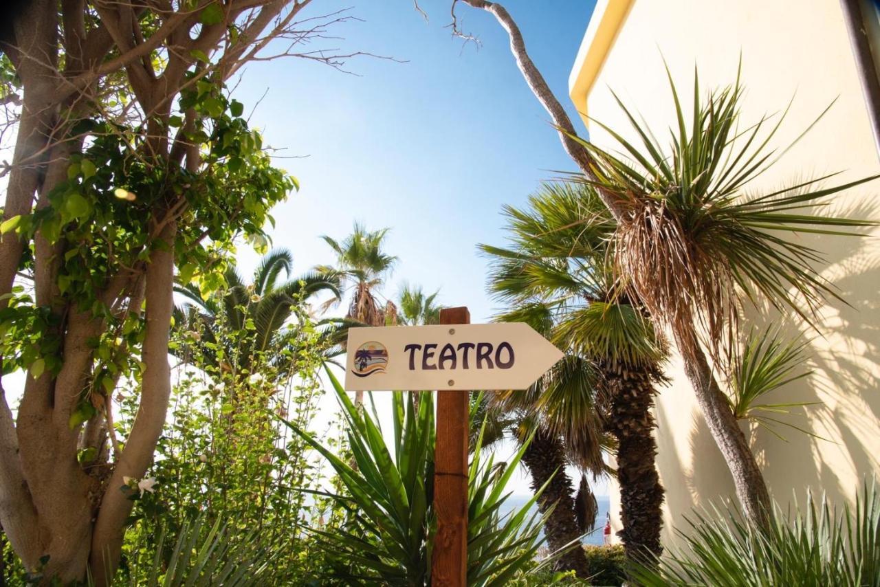 Il Poggio Di Tropea Hotell Parghelia Eksteriør bilde