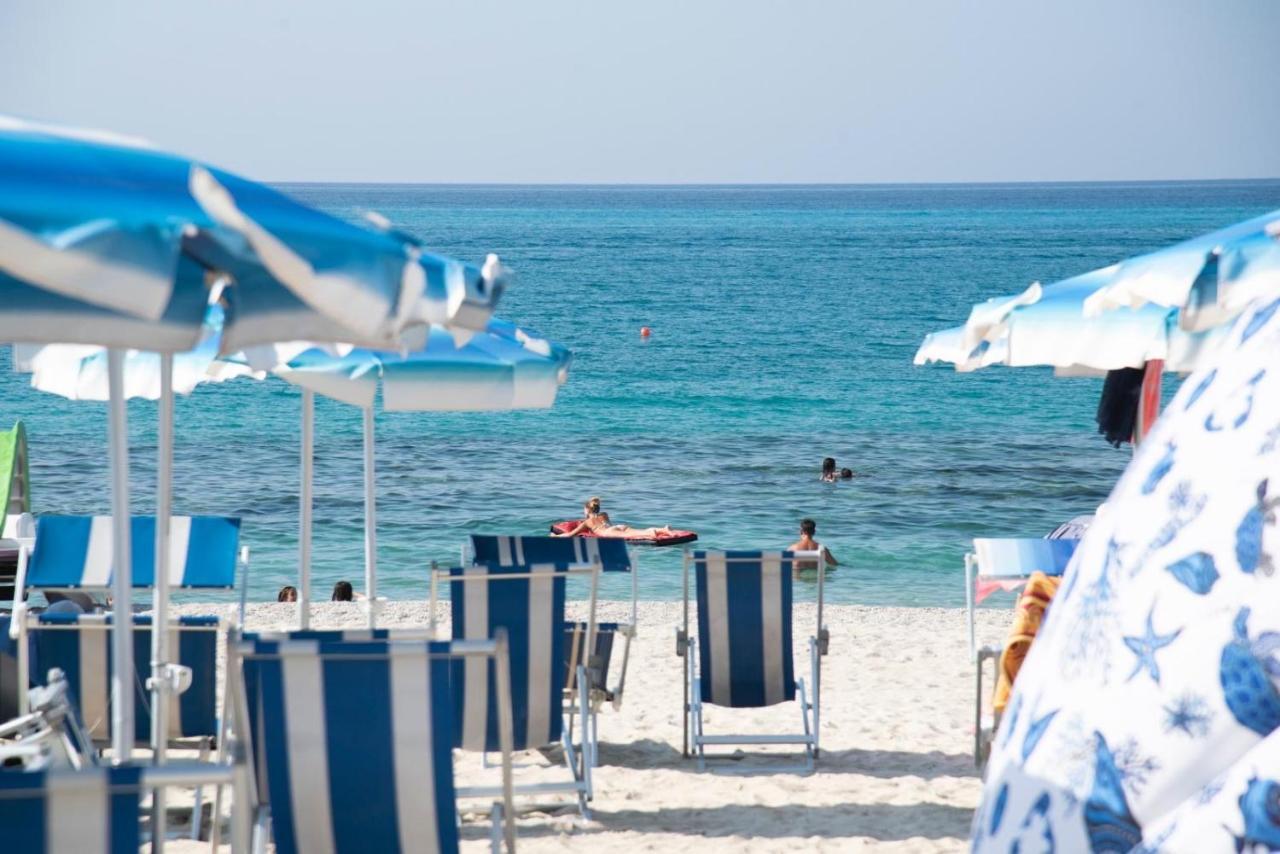 Il Poggio Di Tropea Hotell Parghelia Eksteriør bilde